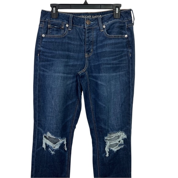 American Eagle Outfitters Womens Blue Jeans Sz 4 Tomgirl Button Fly Distress/Rip - Picture 2 of 15